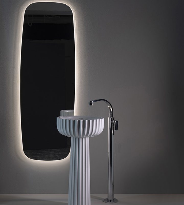 Settecente44-colonna_Latte